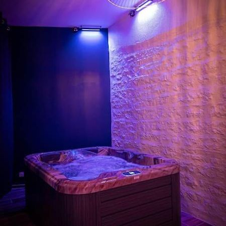 Love Room Spa Privatif Villefranche-sur-Saône 외부 사진