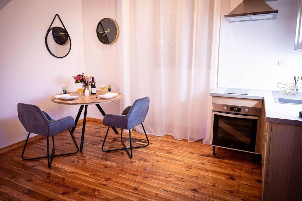 Love Room Spa Privatif Villefranche-sur-Saône 외부 사진